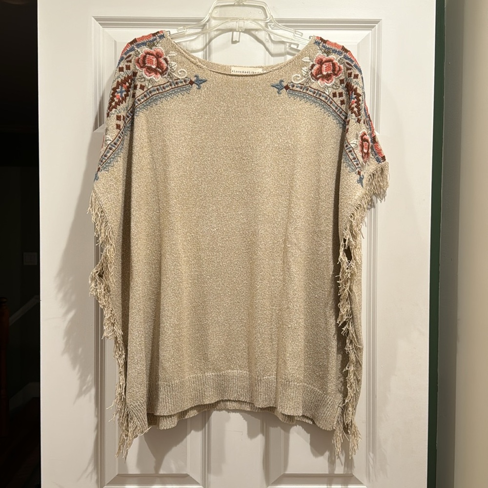 Johnny Was 4 Life and Liberty. Typically unique. Size S. Silk blend top. - Picture 10 of 10